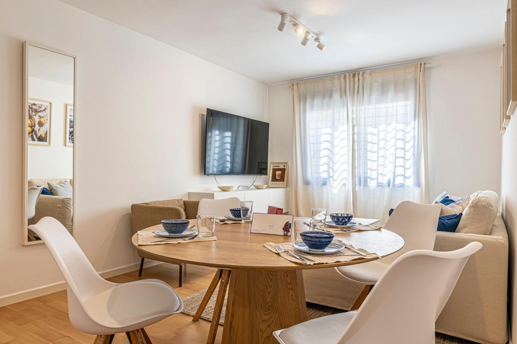 Solis Mare Apartments - Pedregalejo Beach Малага Экстерьер фото